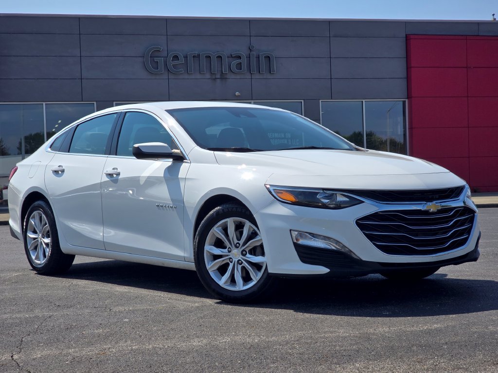 Used 2024 Chevrolet Malibu LT FWD image 2