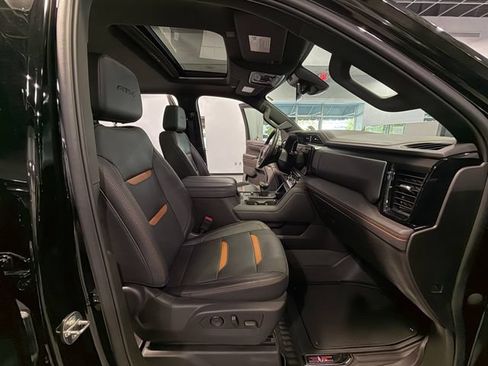 Used 2024 GMC Sierra 1500 AT4 w/ AT4 Premium Package AWD/4WD image 14