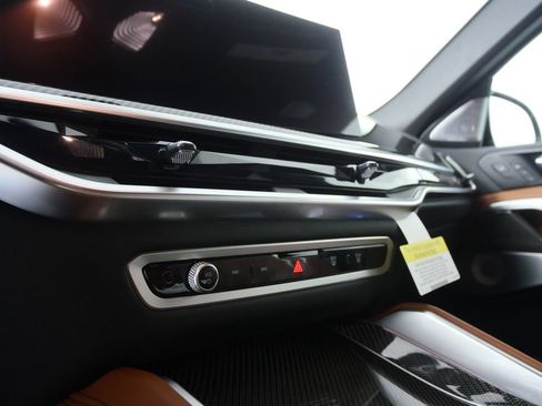 Used 2026 BMW X6 M60i image 21