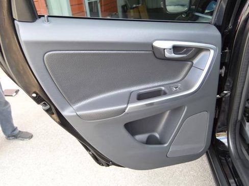 Used 2012 Volvo XC60 T6 AWD/4WD image 57