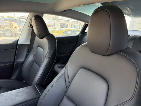 Used 2023 Tesla Model 3 Standard Range image 6