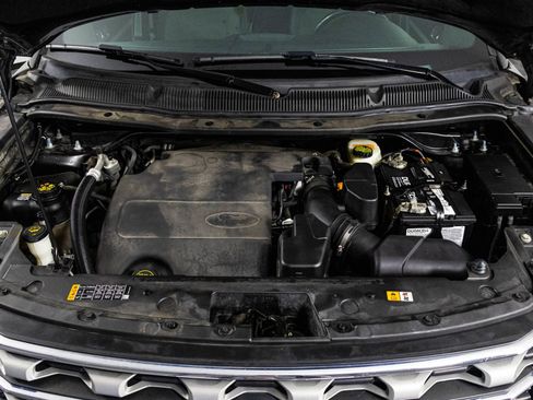 Used 2016 Ford Explorer XLT w/ Equipment Group 201A image 48