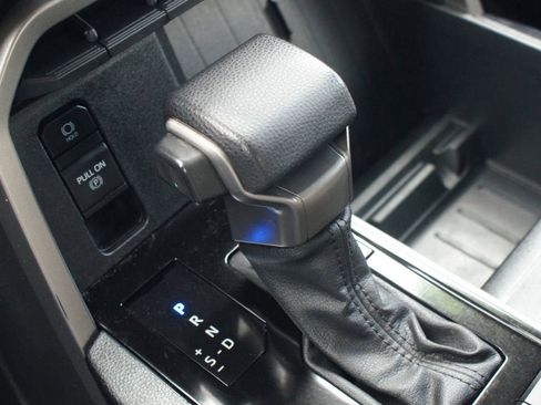 Used 2023 Toyota Tundra SR5 AWD/4WD image 11