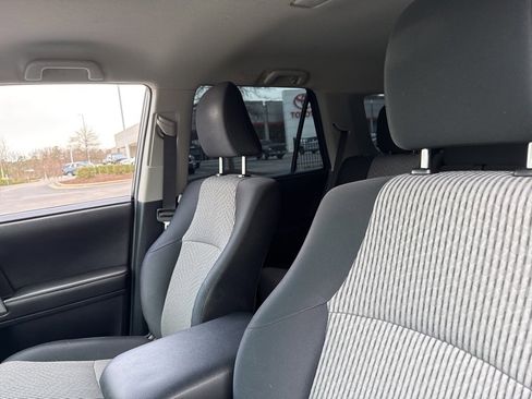 Used 2014 Toyota 4Runner SR5 image 8