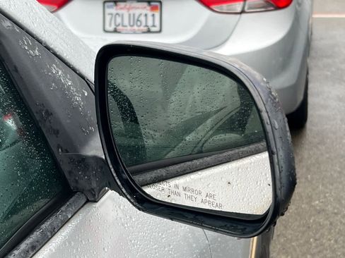 Used 2011 Toyota RAV4 2WD w/ Base L4 Extra Value Pkg image 12