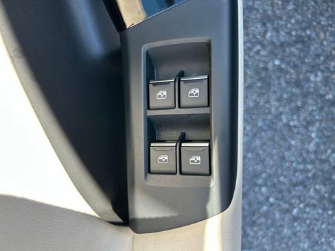 Used 2025 Audi Q6 e-tron Premium w/ Convenience Package image 19