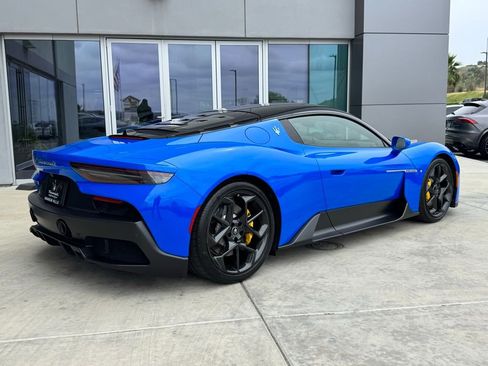 New 2023 Maserati MC20 Coupe RWD image 7
