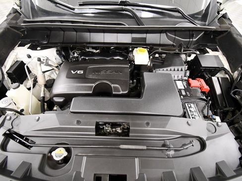 Used 2022 Nissan Pathfinder SV w/ SV Premium Package AWD/4WD image 12