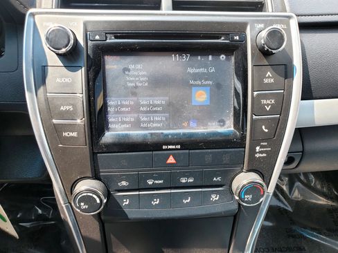 Used 2017 Toyota Camry SE FWD image 35