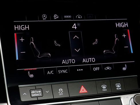 Used 2023 Audi Q7 3.0T Premium Plus w/ Premium Plus Package image 11