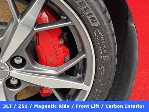Used 2021 Chevrolet Corvette Stingray Premium Conv w/ Z51 Performance Package image 13
