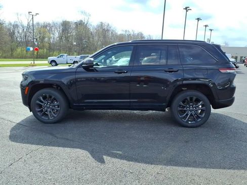 New 2026 Jeep Grand Cherokee Limited AWD/4WD image 4