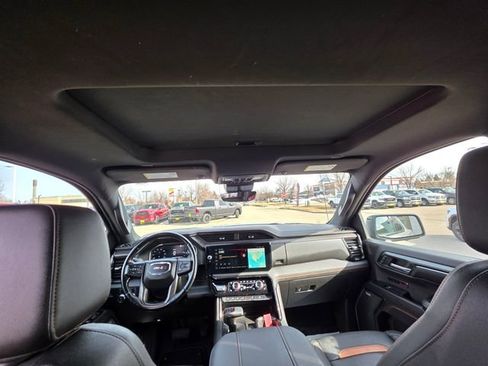 Used 2023 GMC Sierra 1500 AT4 w/ Technology Package image 19