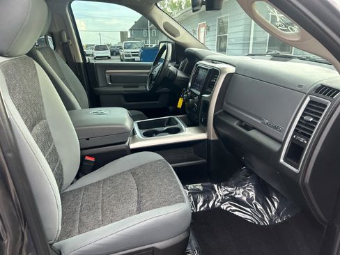 Used 2019 RAM 1500 Big Horn AWD/4WD image 26