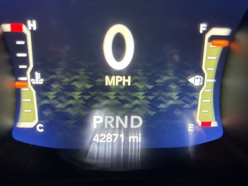 Used 2021 Jeep Wrangler Unlimited Sport image 23