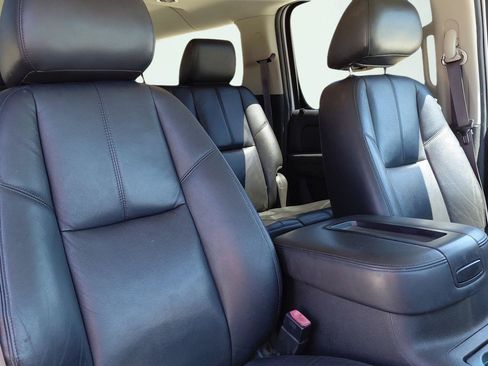 Used 2014 GMC Yukon XL SLT AWD/4WD image 11