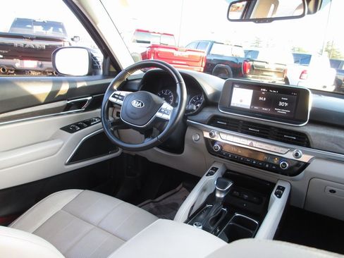 Used 2021 Kia Telluride EX w/ EX Premium Package image 23