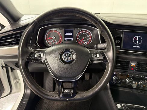 Used 2020 Volkswagen Jetta R-Line w/ R-Line Cold Weather Package FWD image 15