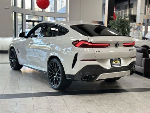 Used 2024 BMW X6 M60i w/ Dynamic Handling Package AWD/4WD image 5