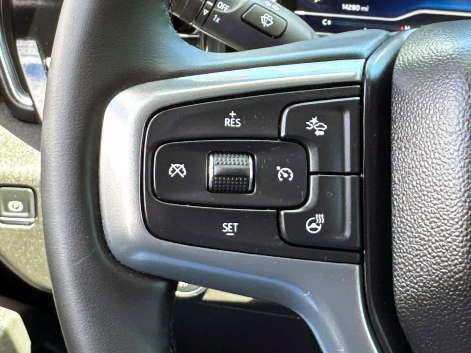 Used 2025 Chevrolet Silverado 2500 LTZ w/ LTZ Plus Package AWD/4WD image 29