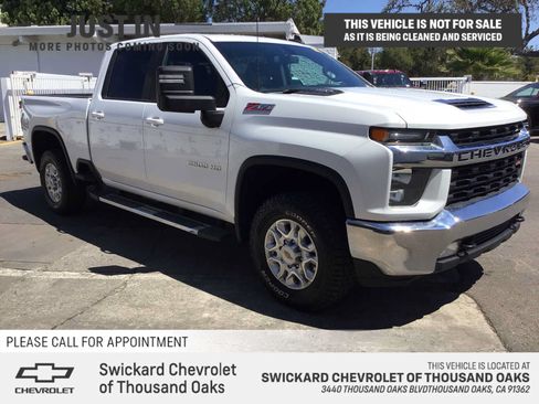 Used 2022 Chevrolet Silverado 2500 LT w/ Convenience Package AWD/4WD image 1