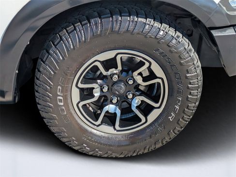 Used 2017 RAM 1500 Rebel w/ Luxury Group image 10