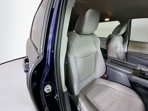 Used 2021 Toyota Sienna LE image 28