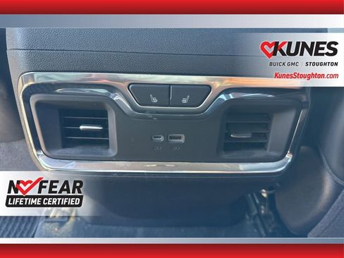 Used 2025 GMC Sierra 3500 Denali Ultimate image 42