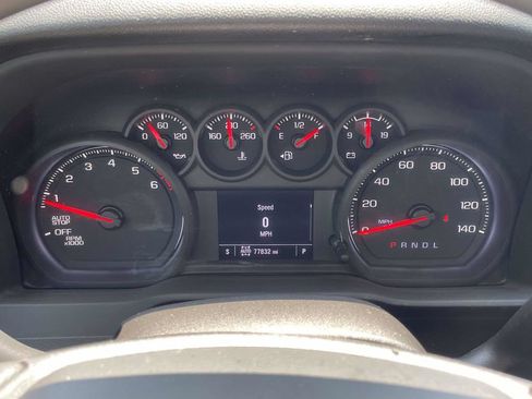 Used 2022 Chevrolet Silverado 1500 Custom AWD/4WD image 29