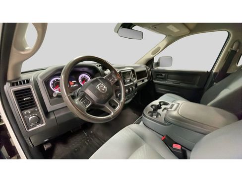 Used 2014 RAM 2500 Tradesman w/ Chrome Appearance Group image 10