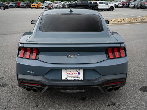 Used 2024 Ford Mustang GT RWD image 8