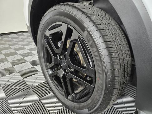 Used 2025 Kia Telluride SX Prestige X-Line image 18