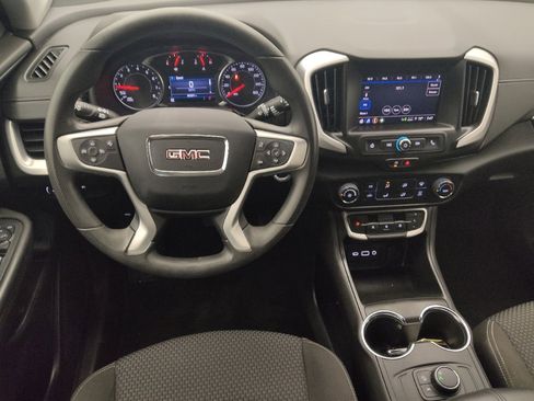 Used 2024 GMC Terrain SLE FWD image 22