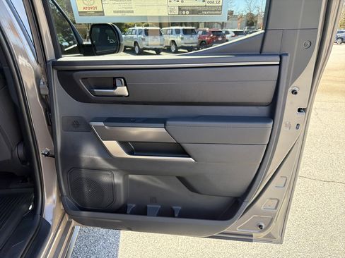New 2026 Toyota Tundra SR5 AWD/4WD image 17