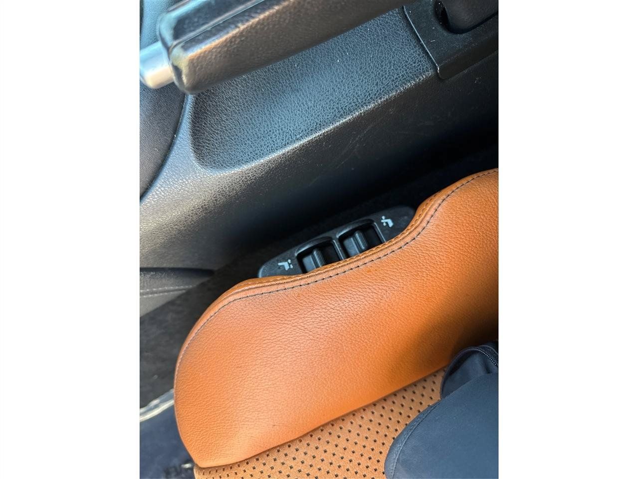 Used 2014 Nissan 370Z Touring w/ Sport Package RWD image 17