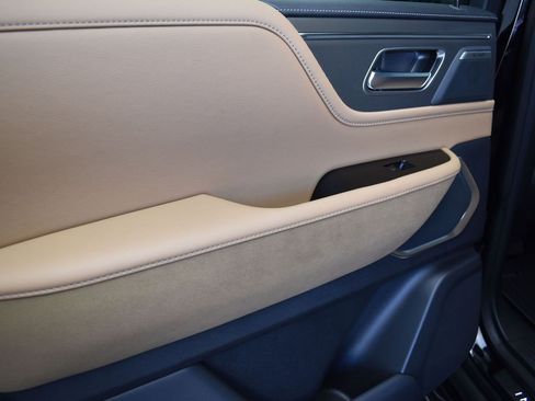 New 2026 INFINITI QX80 Luxe w/ Cargo Package image 15