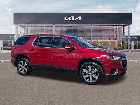 Used 2019 Chevrolet Traverse LT w/ LT Premium Package FWD image 2