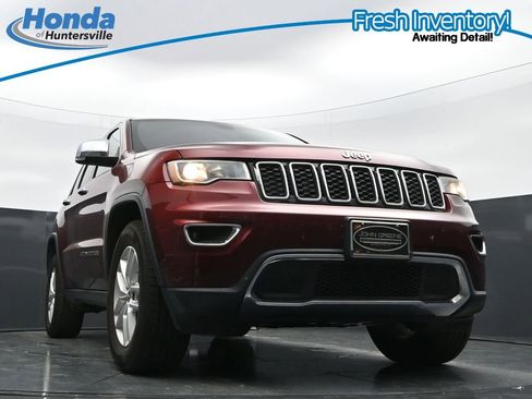 Used 2018 Jeep Grand Cherokee Limited AWD/4WD image 28