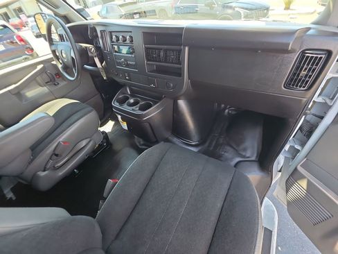 Used 2024 Chevrolet Express 2500 w/ Driver Convenience Package RWD image 28