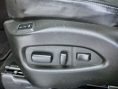 Used 2016 Cadillac SRX Luxury w/ Driver Awareness Package FWD image 21