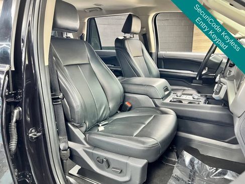 Used 2024 Ford Expedition Max XLT AWD/4WD image 8