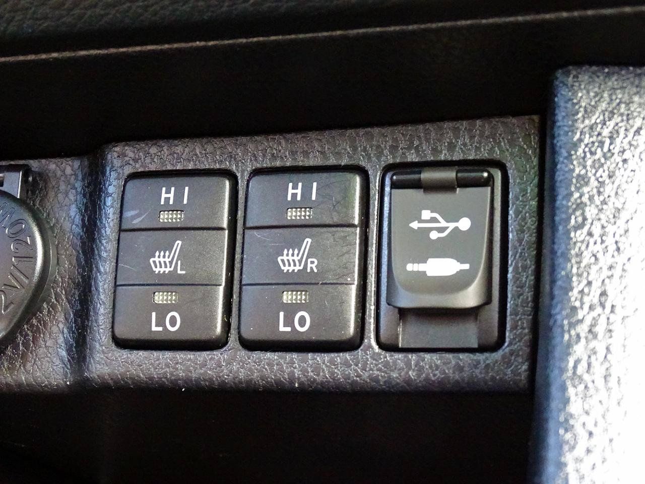 Used 2015 Toyota Corolla LE Premium FWD image 38