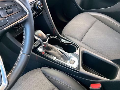 Used 2023 Buick Encore GX Select w/ Sport Touring Package image 17