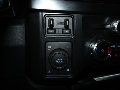 Used 2024 Ford F250 Lariat w/ Lariat Ultimate Package AWD/4WD image 17