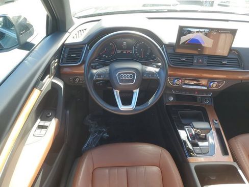 Used 2021 Audi Q5 2.0T Premium w/ Convenience Package image 13