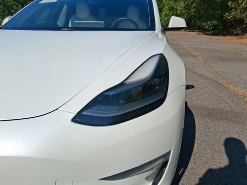 Used 2021 Tesla Model 3 Long Range AWD/4WD image 9