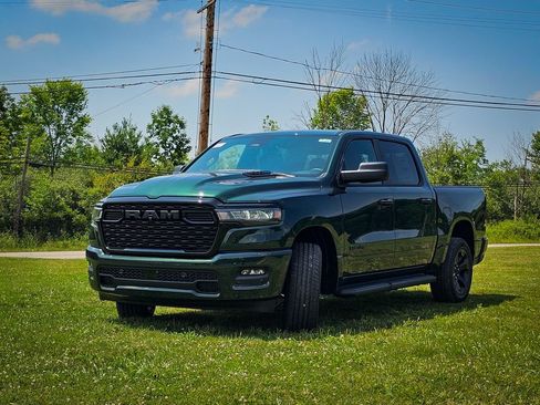 New 2026 RAM 1500 Express AWD/4WD image 9