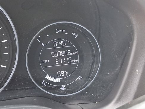 Used 2022 Honda HR-V LX image 19