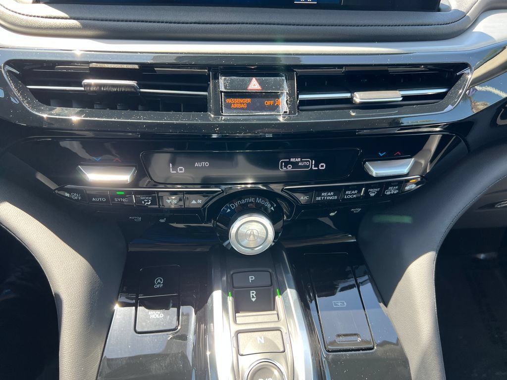 Used 2026 Acura MDX w/ Technology Package AWD/4WD image 25