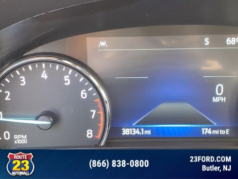 Certified 2022 Ford Explorer XLT w/ Equipment Group 202A image 22